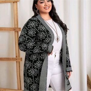 Plus Floral Pattern Drop Shoulder Open Front Cardigan